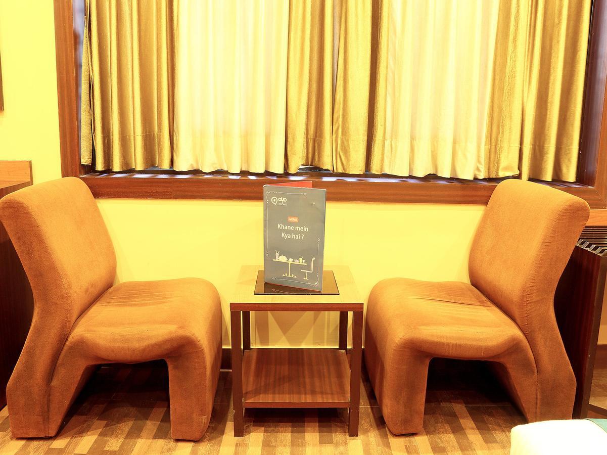Hotel Trimoorti Kolkata Bagian luar foto